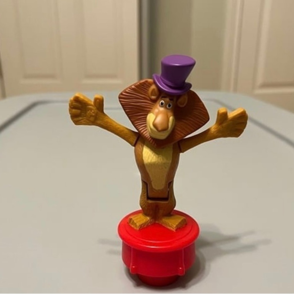 Madagascar Alex the Lion Action Figure Toy